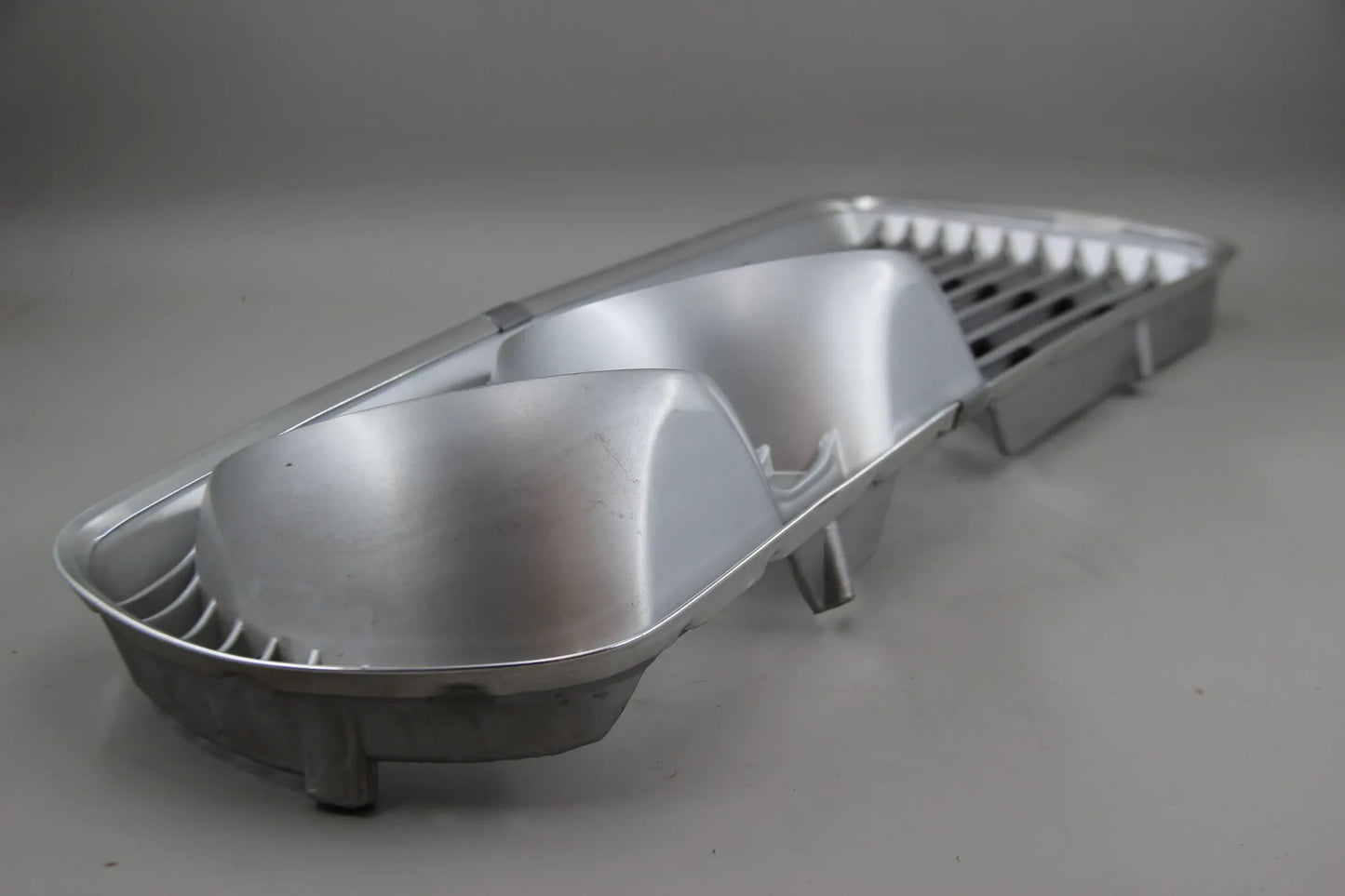 Orig. BMW E3 E9 2.5CS 3.0CS CSi CSiL CSL Ziergitter rechts NOS NLA 51131811484