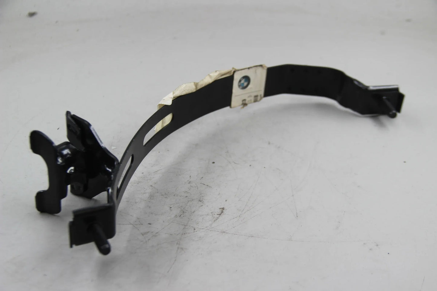 Original BMW E30 318i 318is 320i 323i 325i 325e 325ix Schelle 18211707923