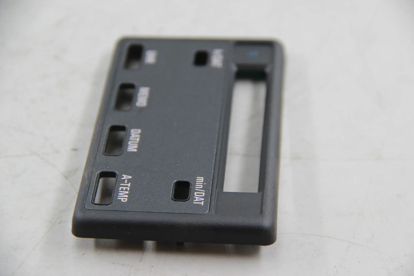 BMW E34 E32 Blende Aussentemperatur/Digitaluhr DEUTSCH beschädigt 62131374291