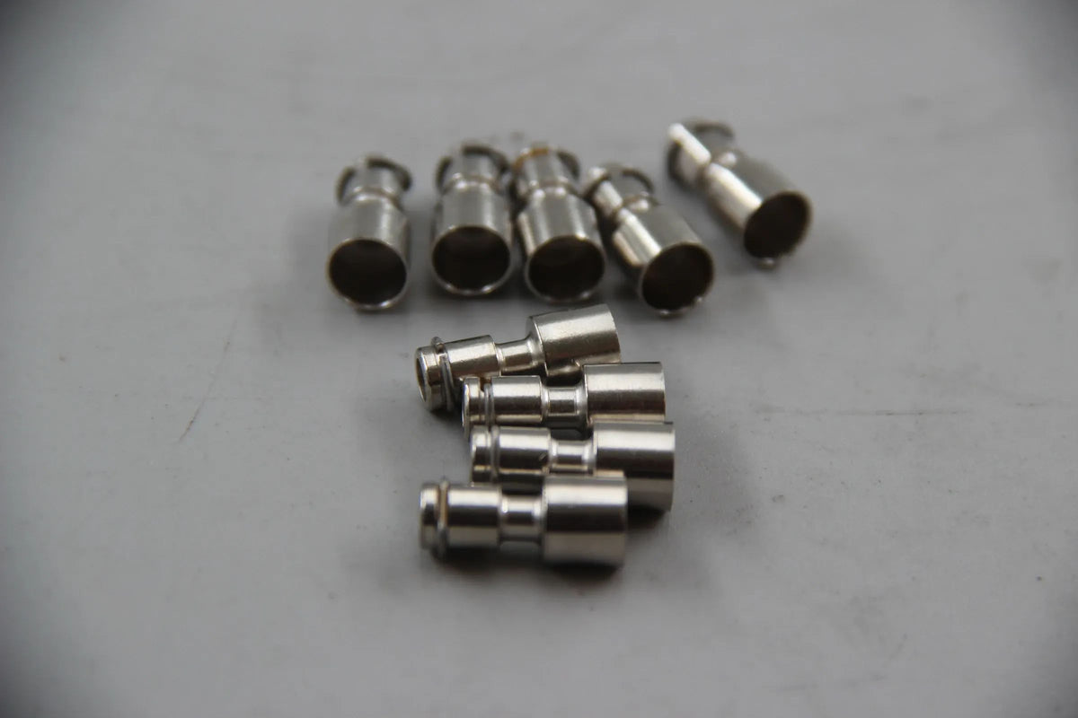 Original BMW E21 E30 E36 E12 E28 E34 E24 E23 E32 E38 9x Rundstecker 12121705656