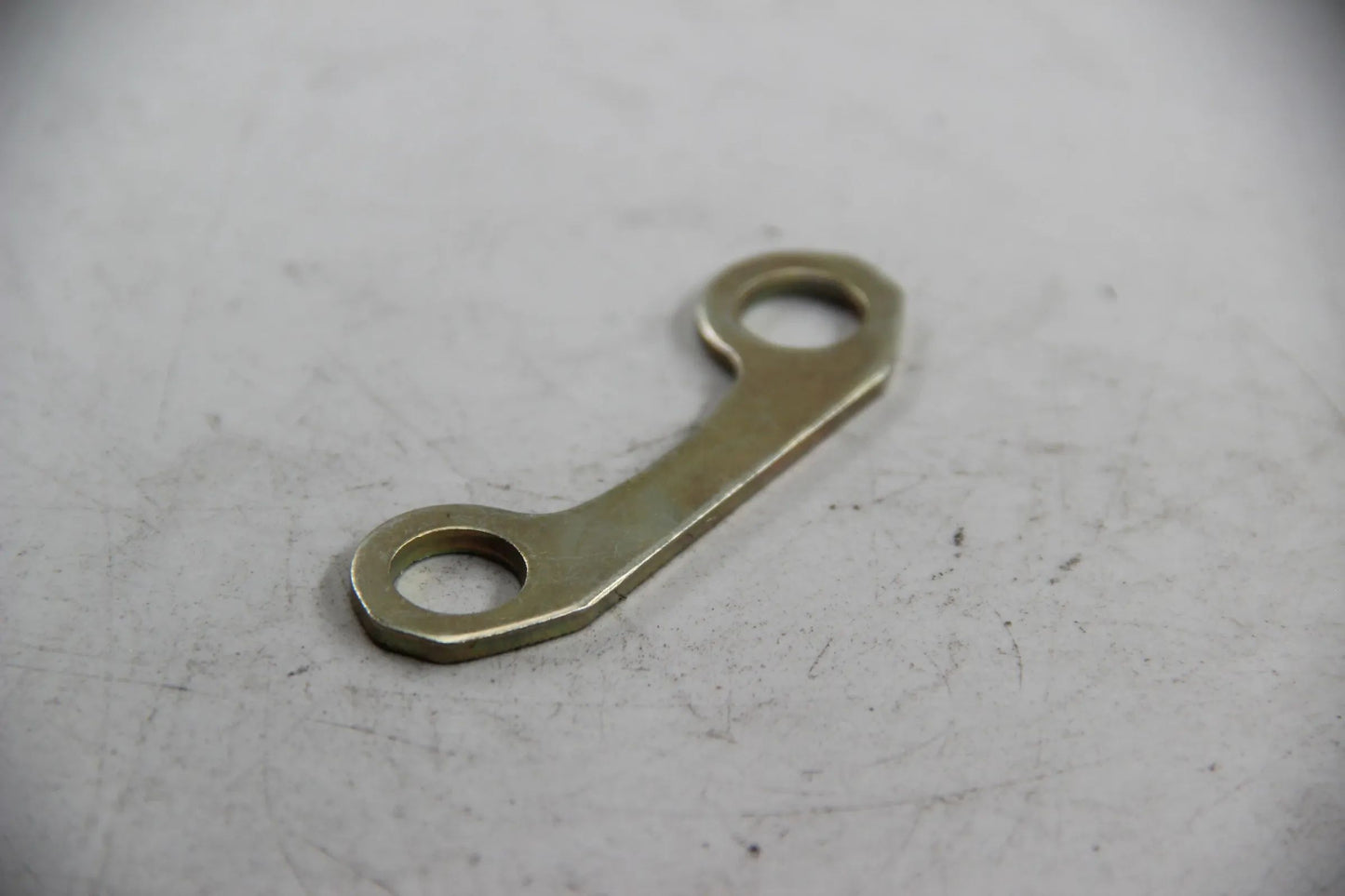 Original BMW E3 E9 E36 E46 E12 E28 E34 E39 Unterlegblech D=10MM/ZN 33211209543