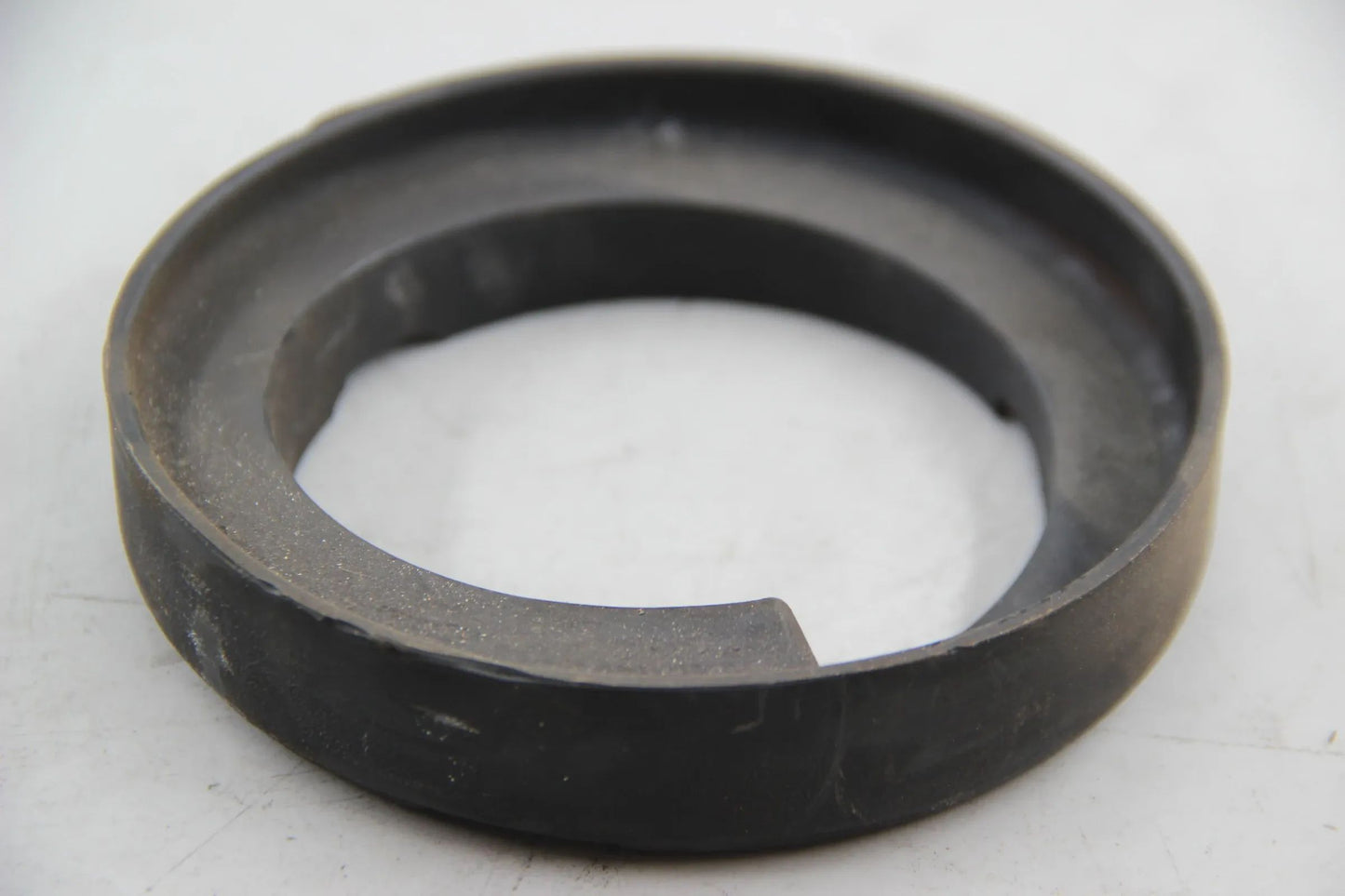 Original BMW E24 635CSi Coupe E32 E38 E67 Federunterlage oben 33531133048