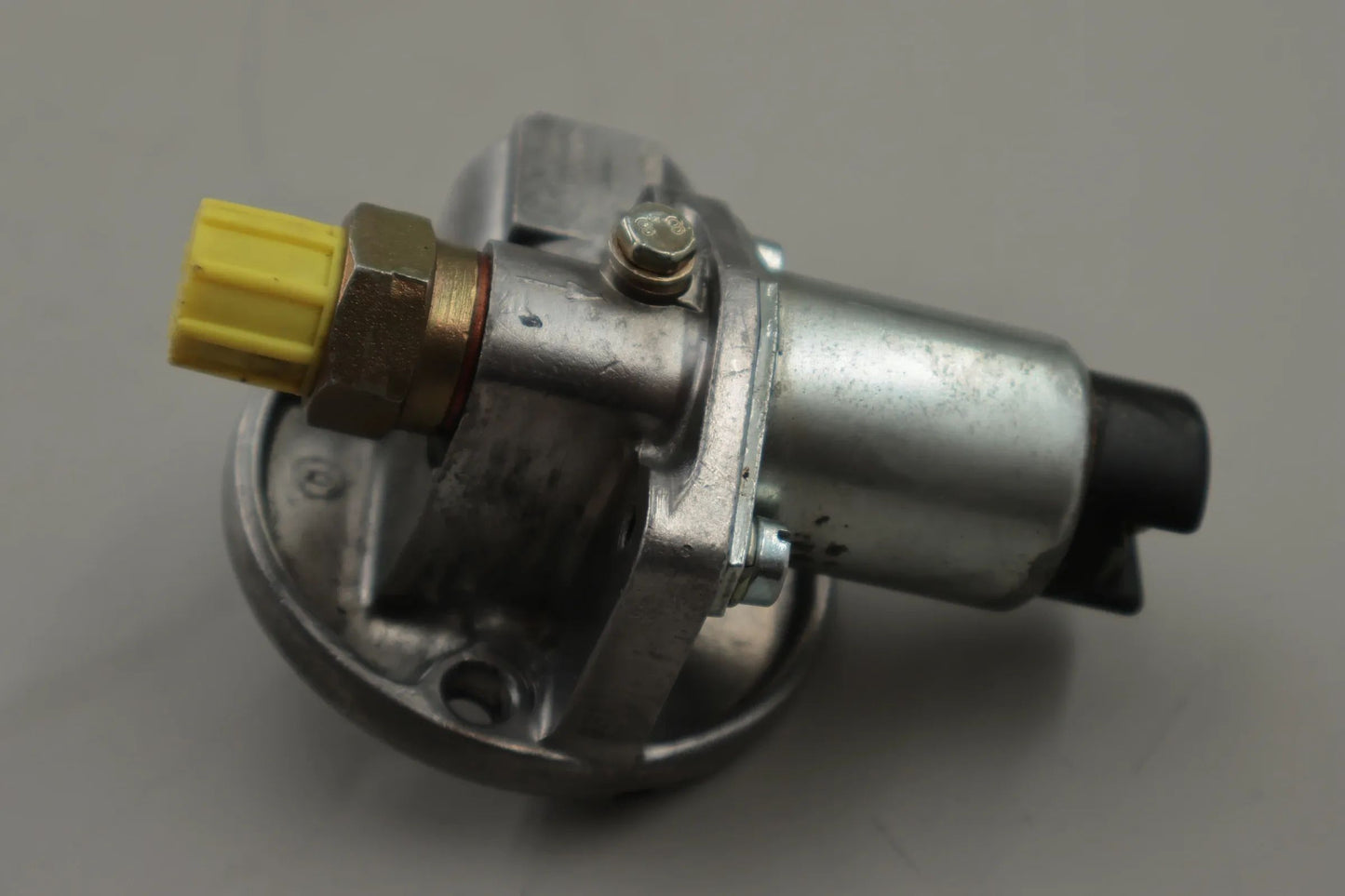 Mercedes W113 W111 W108  Zusatzeinspritzventil Kaltstartventil Bosch 0437900009