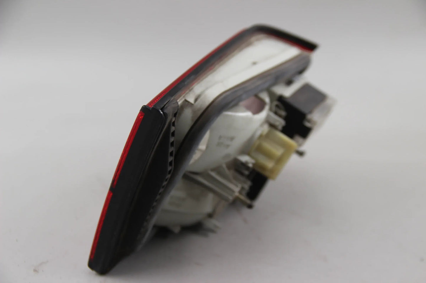 Original BMW E34 518i-540i M5 Heckleuchte Heckklappe rechts 63211379398