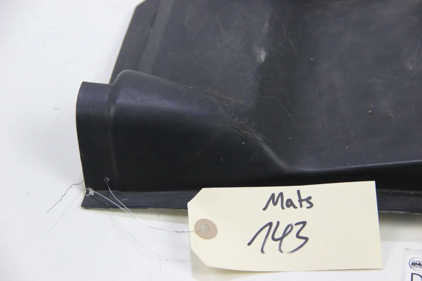 Original BMW E30 320i 325i M3 Abdeckung Stirnwand 1380392 Cover Batterie