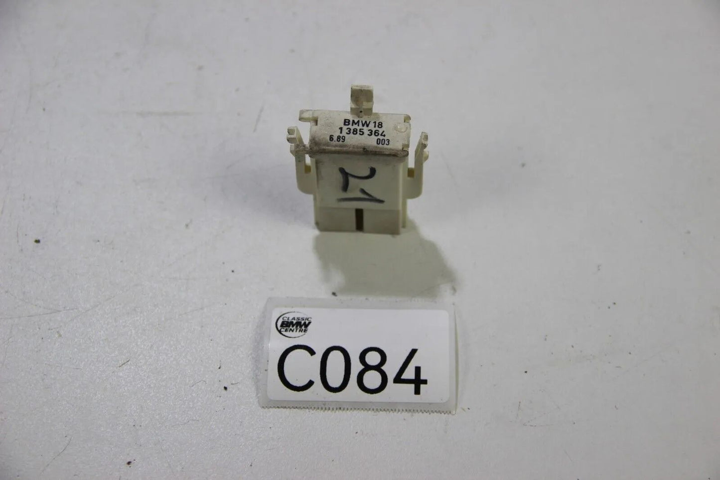 BMW E30 316i 318i M40	Kombiinstrument Codierstecker 18 Coding Plug 1385364