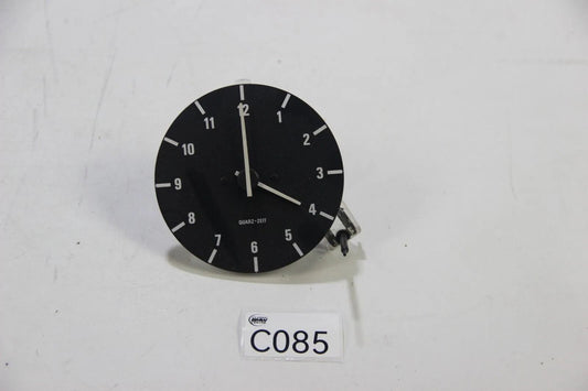 Original BMW E30 316i 318i  	Kombiinstrument Quartz Uhr Motometer 	1377371