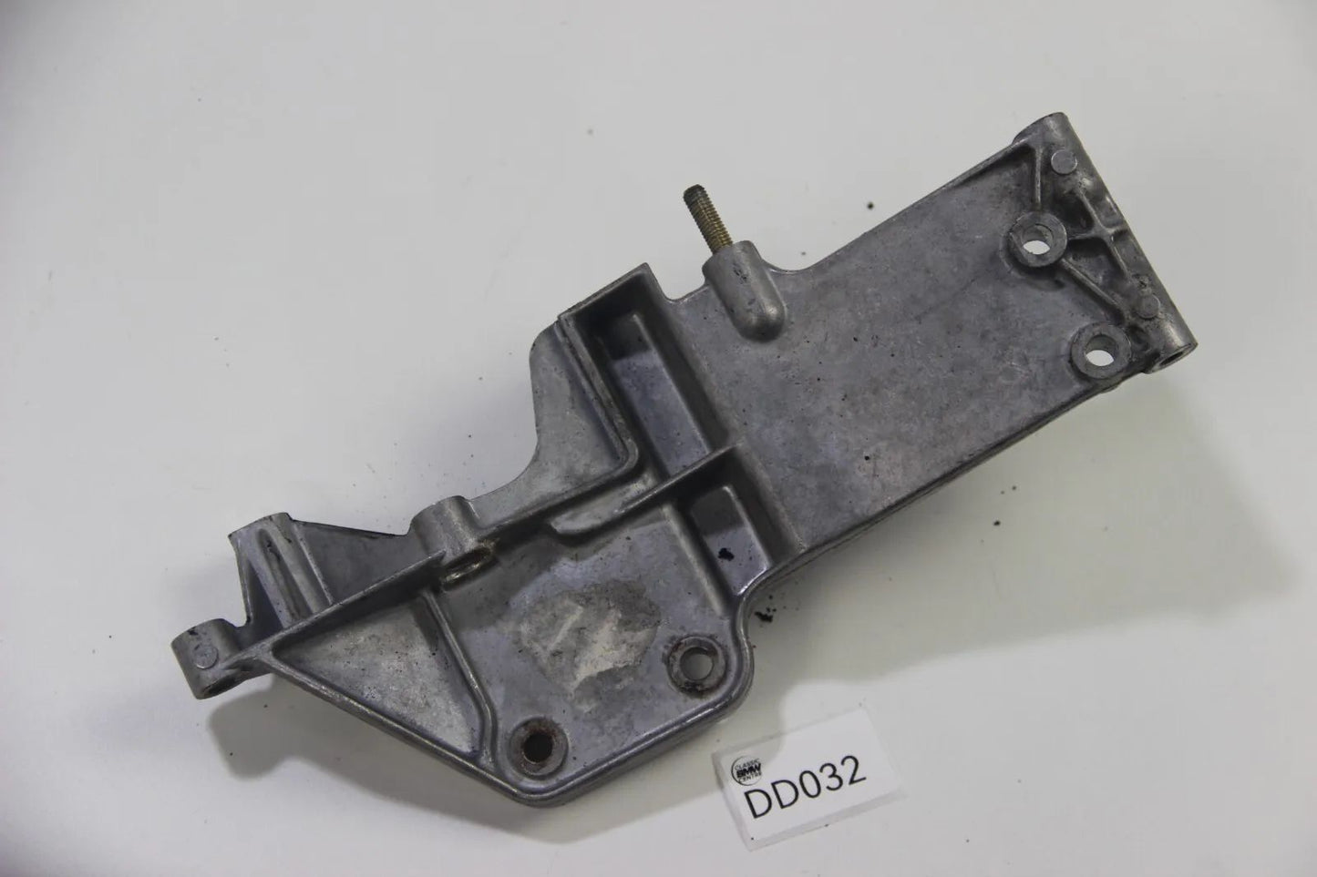 Original BMW E23 E24 E28 M30 Lagerblock Halterung Servopumpe 1274579 Bracket