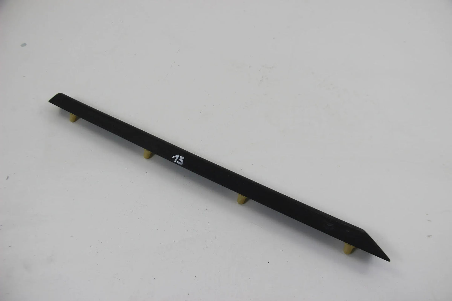 Original BMW E36 316g-318ti Stossleiste Seitenwand hinten rechts 51138146362