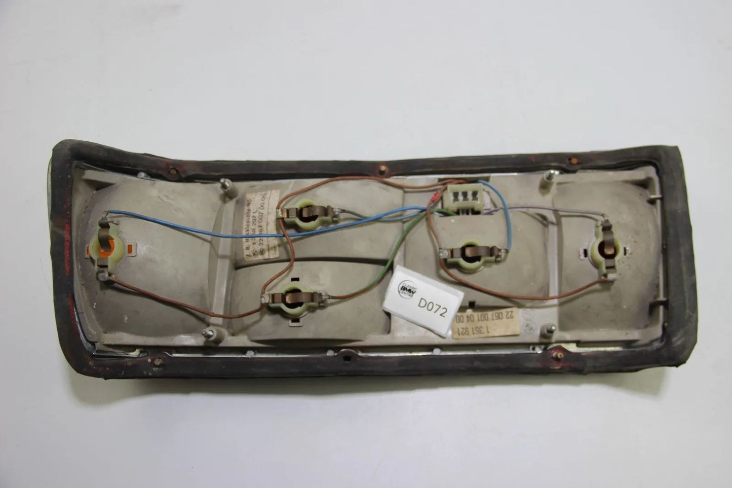 BMW Original Oldtimer E23 Rücklicht links Heckleuchte 1368209