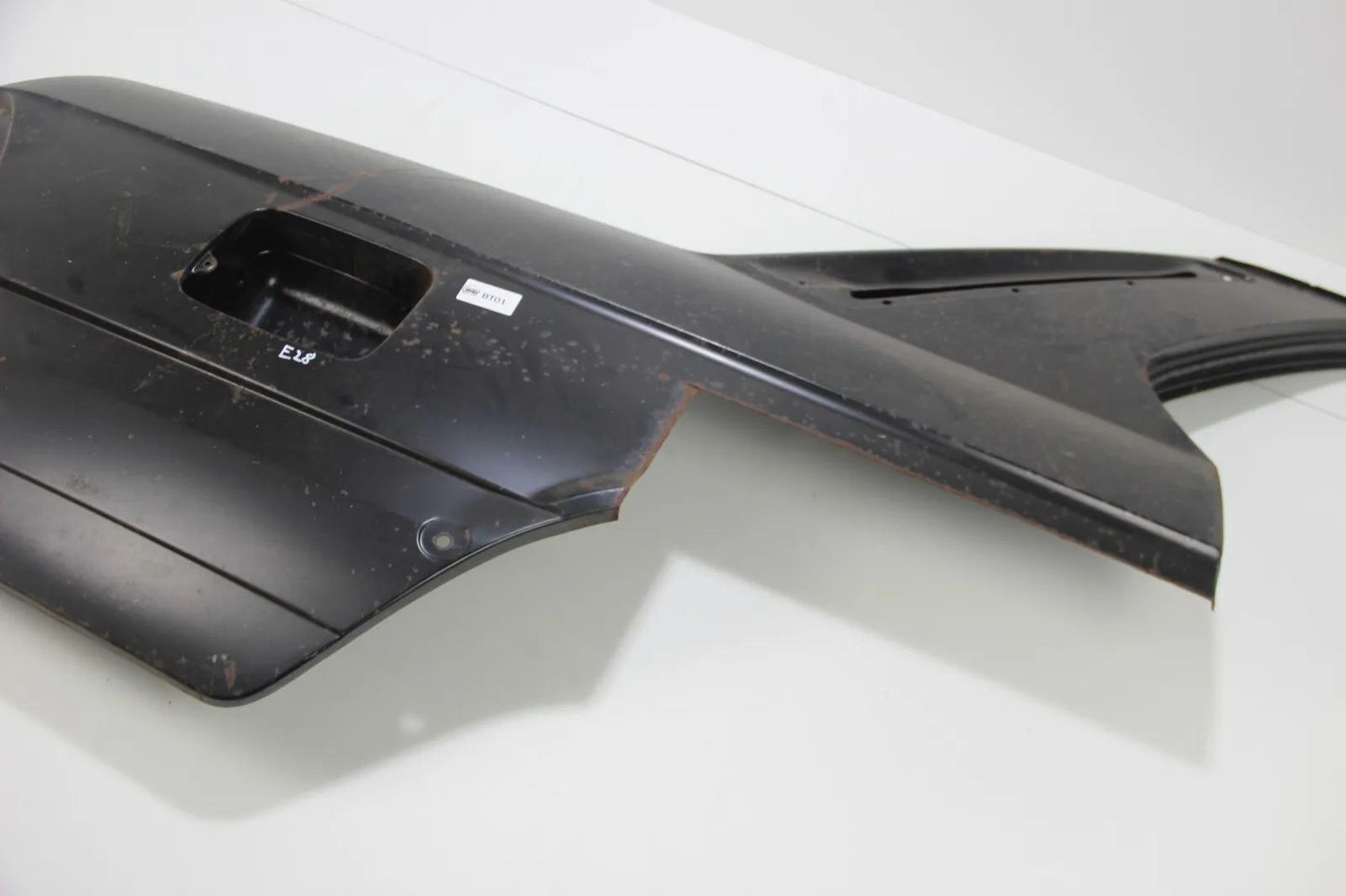 Original BMW E28 5er Seitenwand hinten rechts Quarter Panel 41351882710