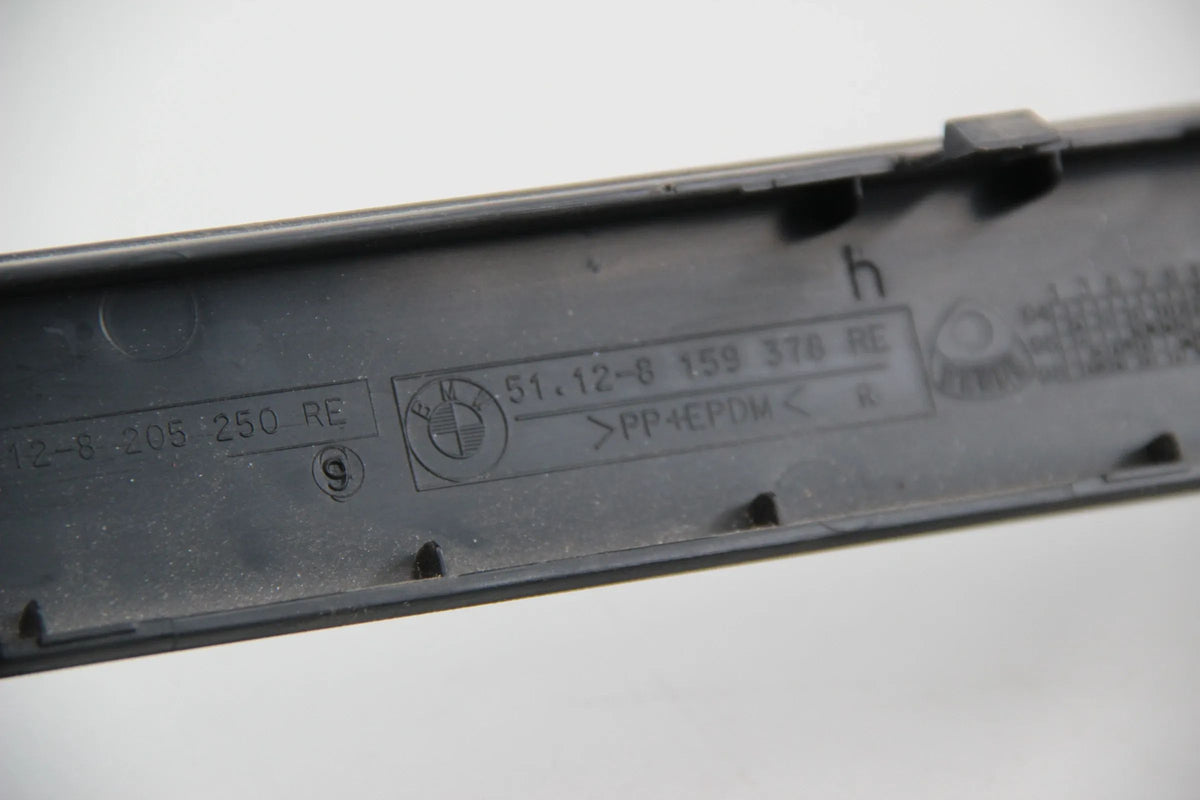 Original BMW E39 520d 520i 523i 525d 528i Stossleiste hinten rechts 51128159378
