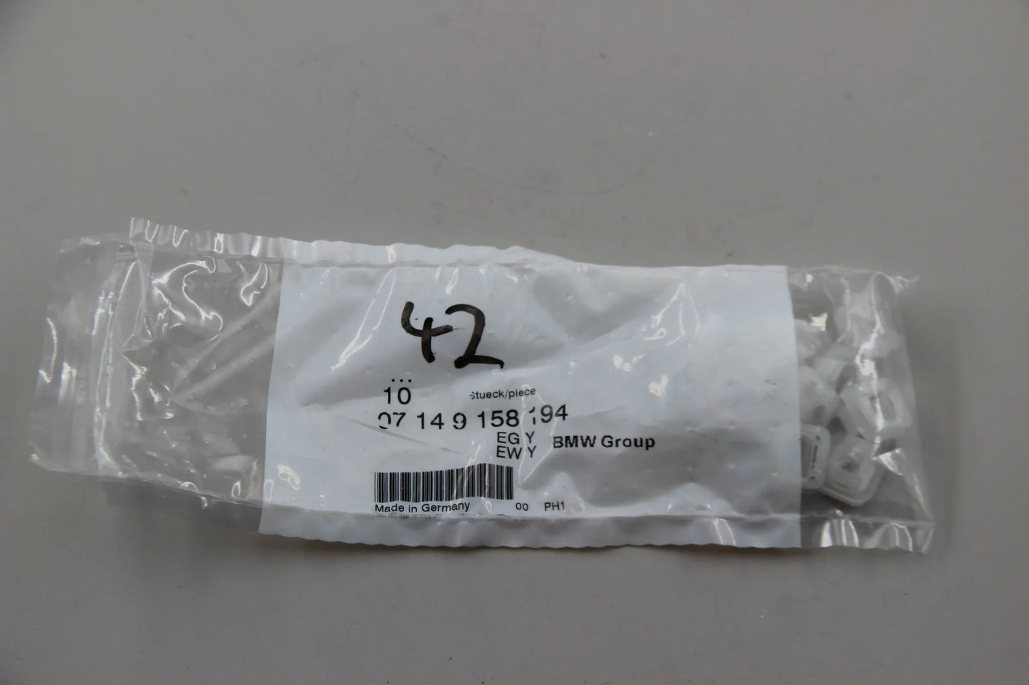 Original BMW E46 E90 E91 3er X5 E53 E91 E92 10x Einsteckbefestiger 07149158194