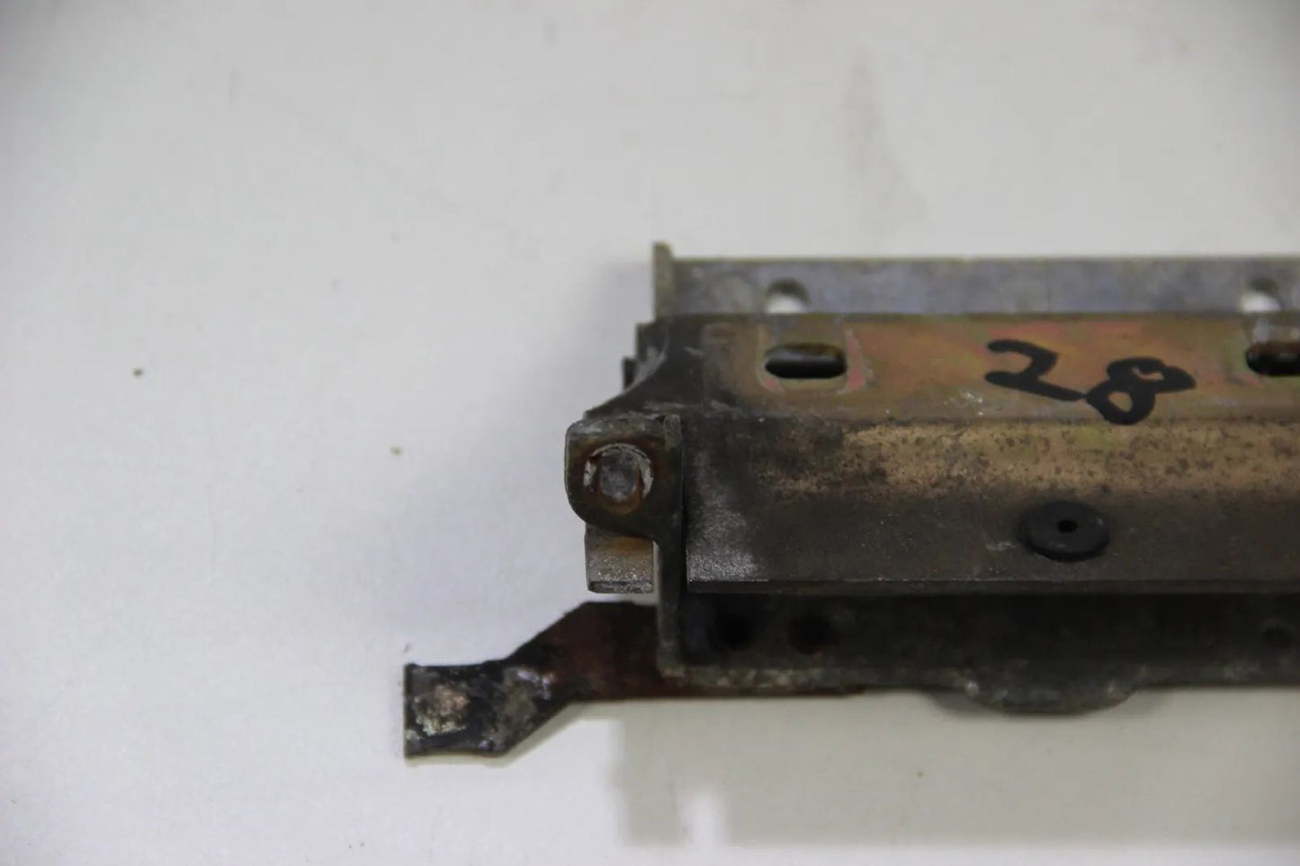 Original BMW E28 Türgriff Mechanismus Tür vorne rechts Door Handle 5er