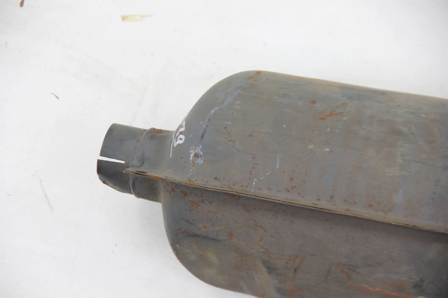 Original BMW Neue Klasse 1800 Endschalldämpfer NOS Auspuff 18121103806