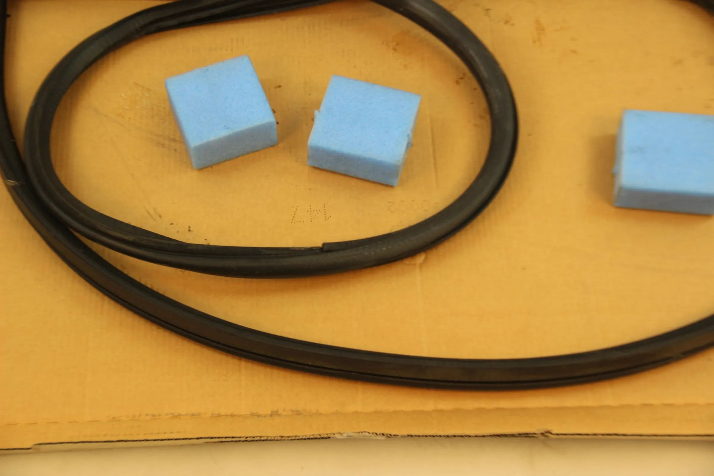 Original BMW 3er Serie E90  Kantenschutz links Schwarz NOS 51718252627