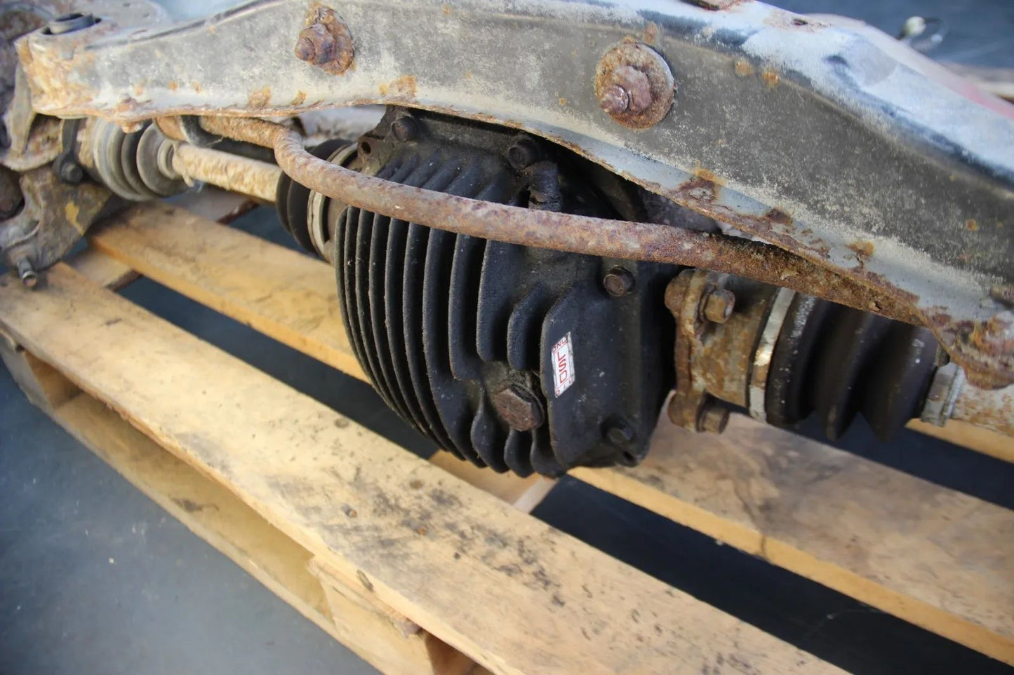 Original Toyota supra Supra A60? Hinterachse Komplett LSD Sperrdiff Schwinge