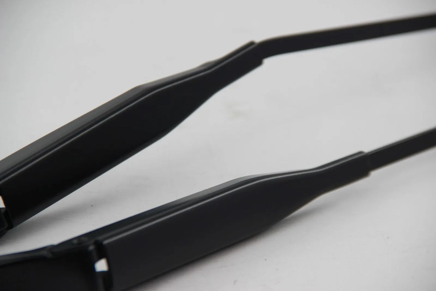 Original BMW E36 Compact  Wischarm Links Rechts NOS NLA 61618361391 61618361392