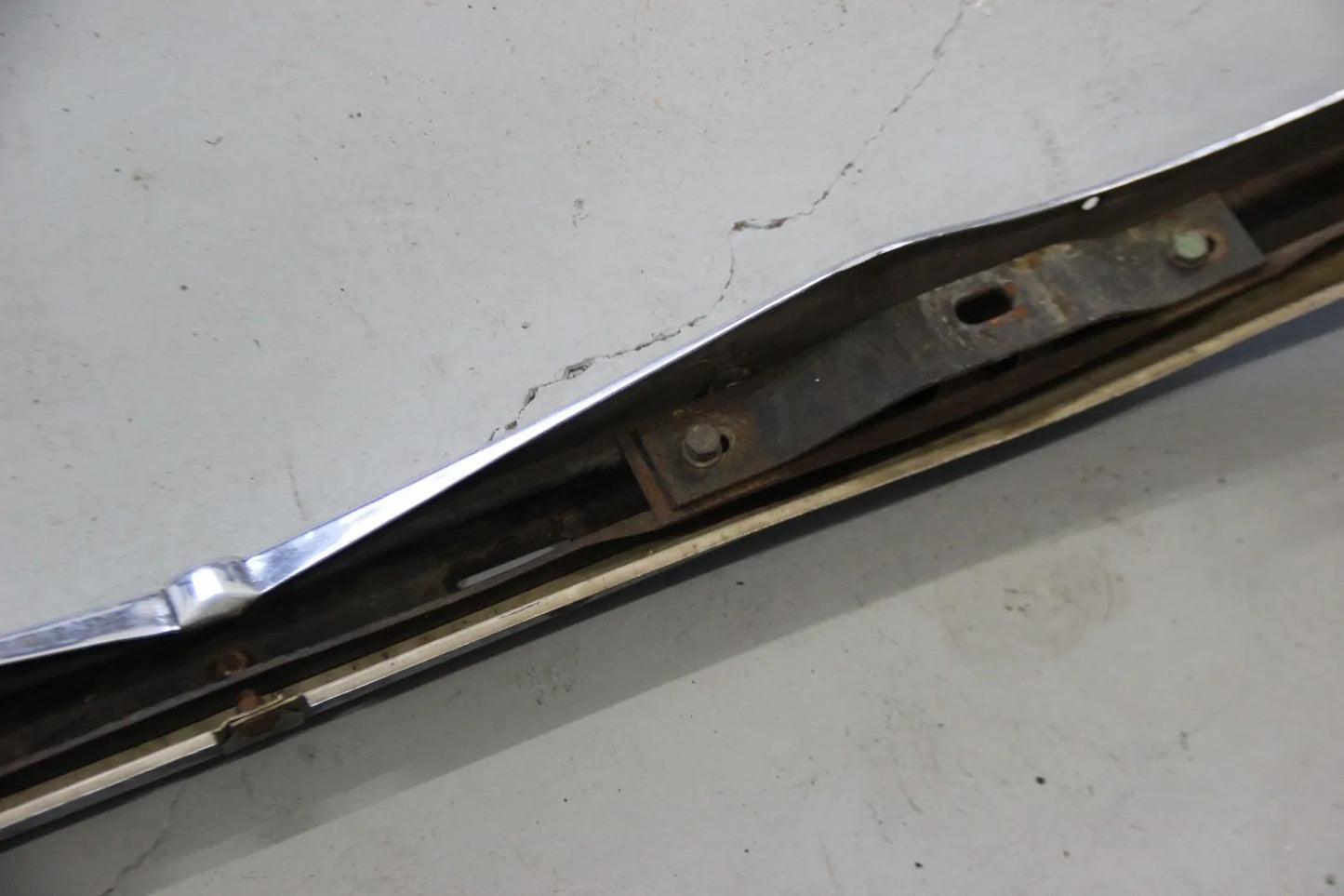 Original Mercedes W108 W109 S-Klasse Stoßstange Hinten Chrom Rear Bumper Chrome