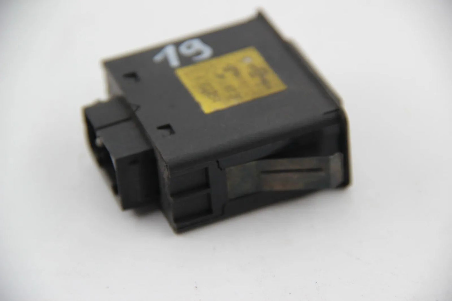 Original BMW E36 3er Compact Schalter Heizbare Heckscheibe 61318360454