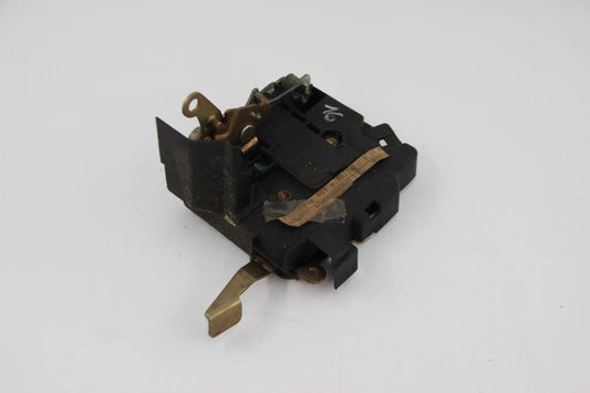 Original BMW E34 535i M5 3.6 S38 Drehfallenschloss vorne rechts NOS 51218104782