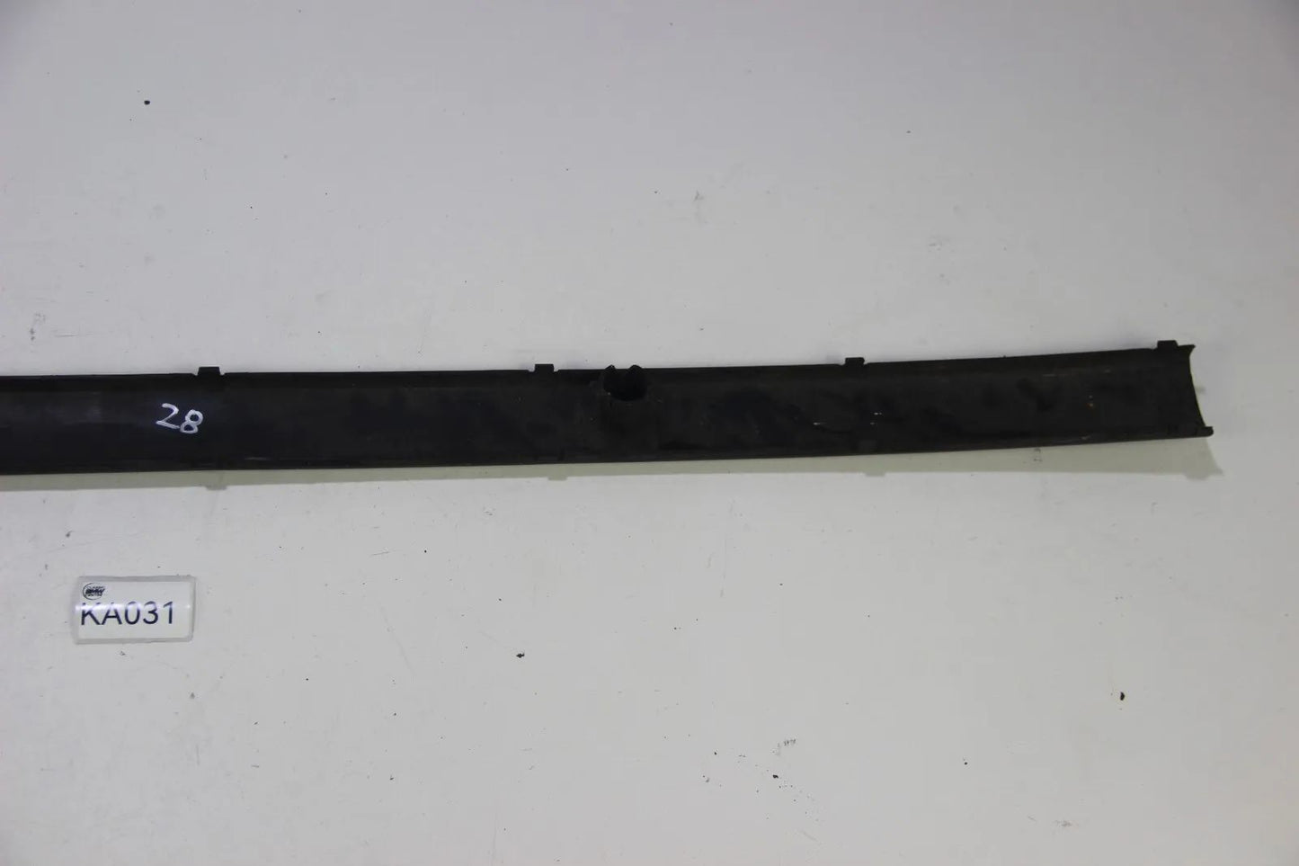 Original BMW  E36 compact Zierleiste Stoßstange PDC 8206375