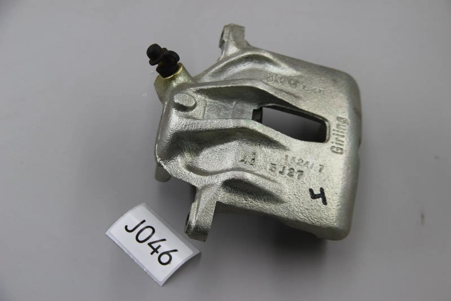 Original BMW E30 316i 318i M10 M40 Bremssattelgehäuse rechts 34111154378