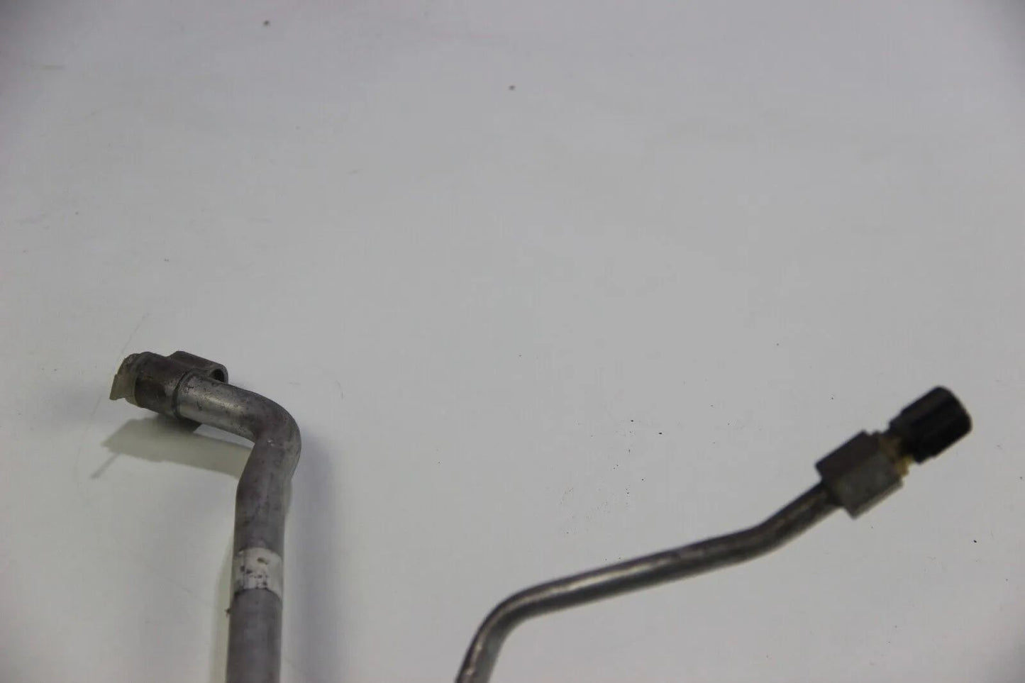 NEU Original BMW E39 Leitung Saugleitung Verdampfer Kompressor 64538371320 OEM