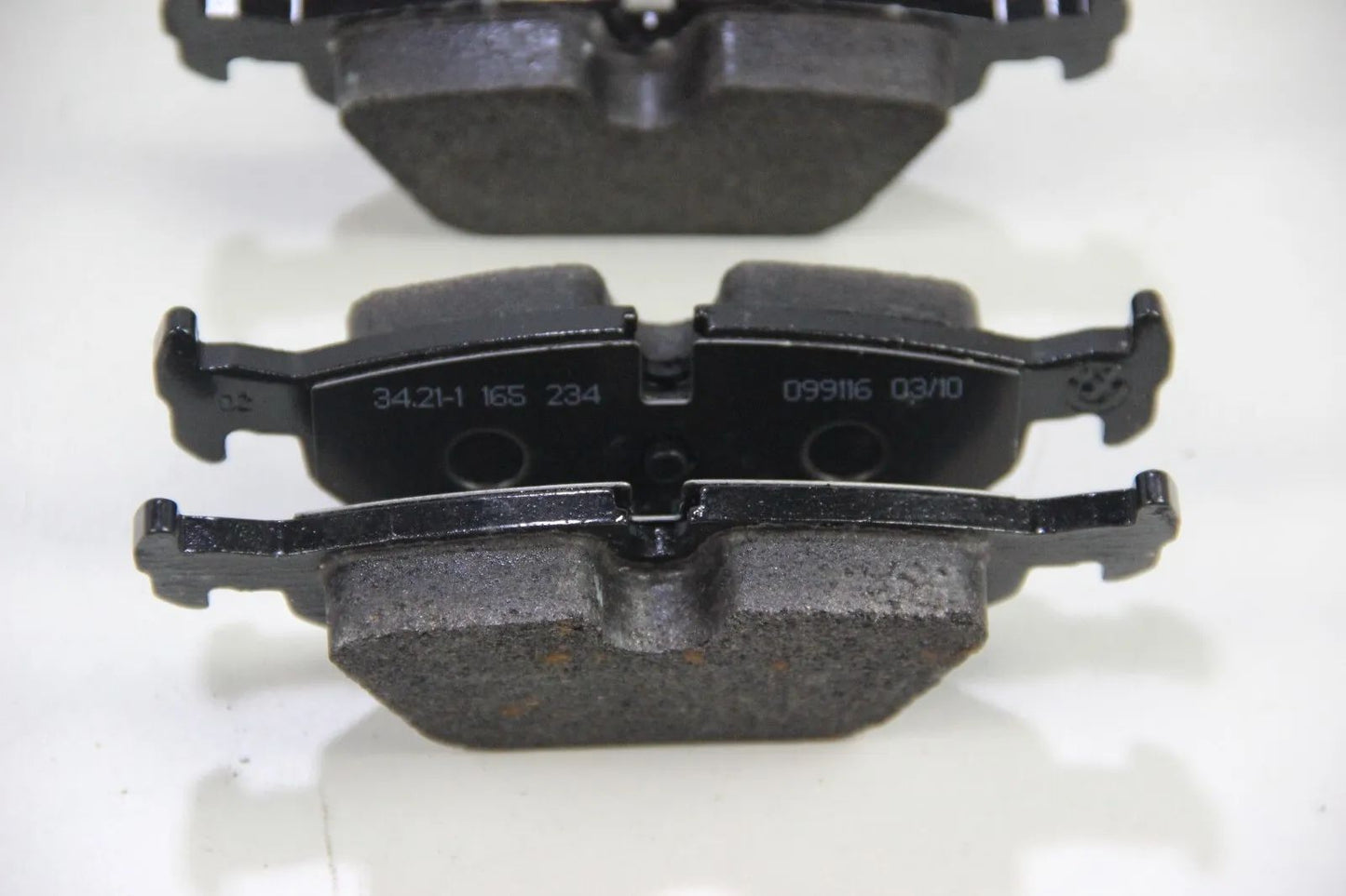 NEU Original BMW E36 Bremsbeläge hinten 316i-323i Z3 1.8-3.0 134216761238