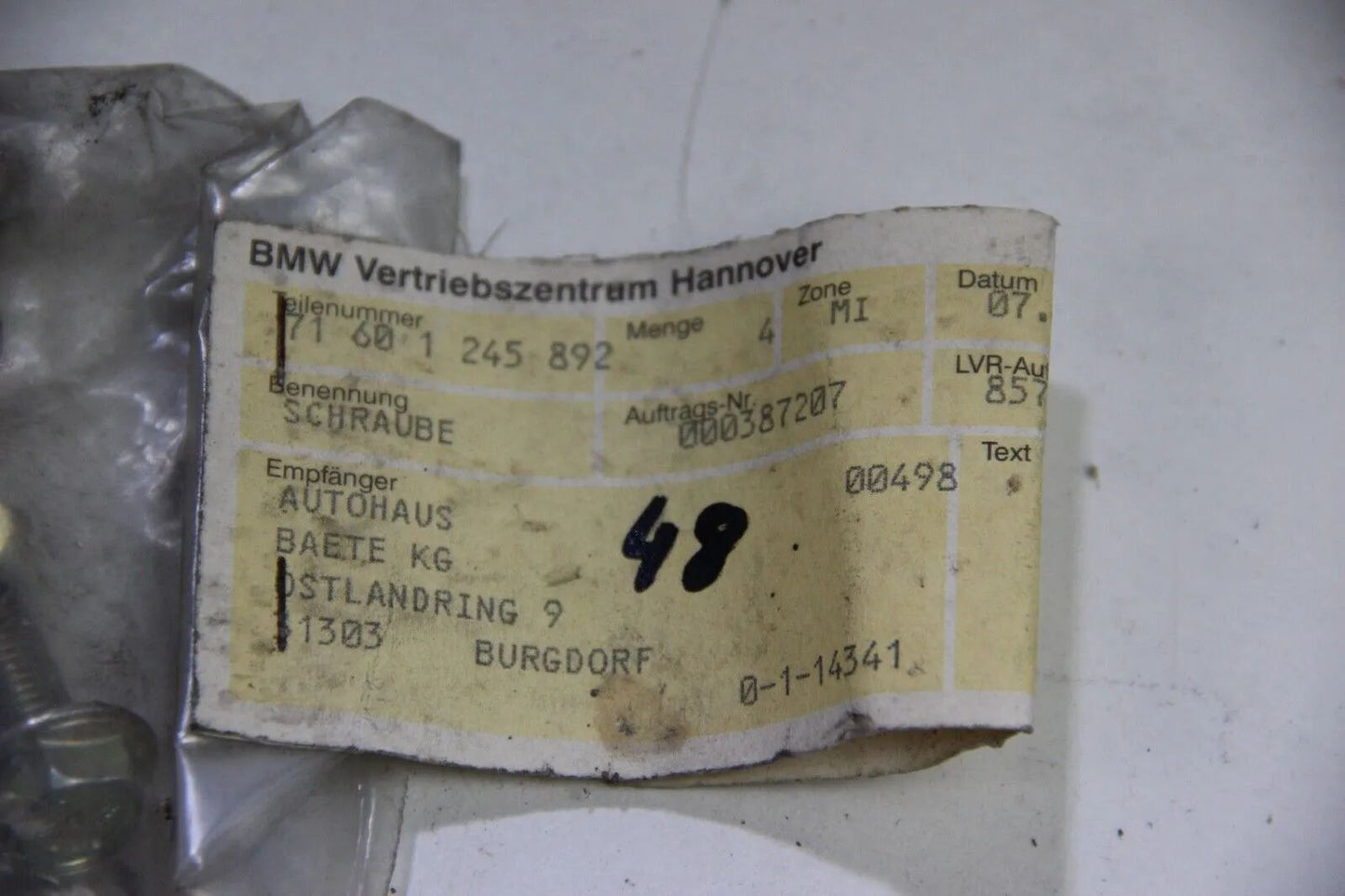 NEU Original BMW E30 E36 E28 E34 E32 Sechskantschrauben M8x20 NOS 7160124892