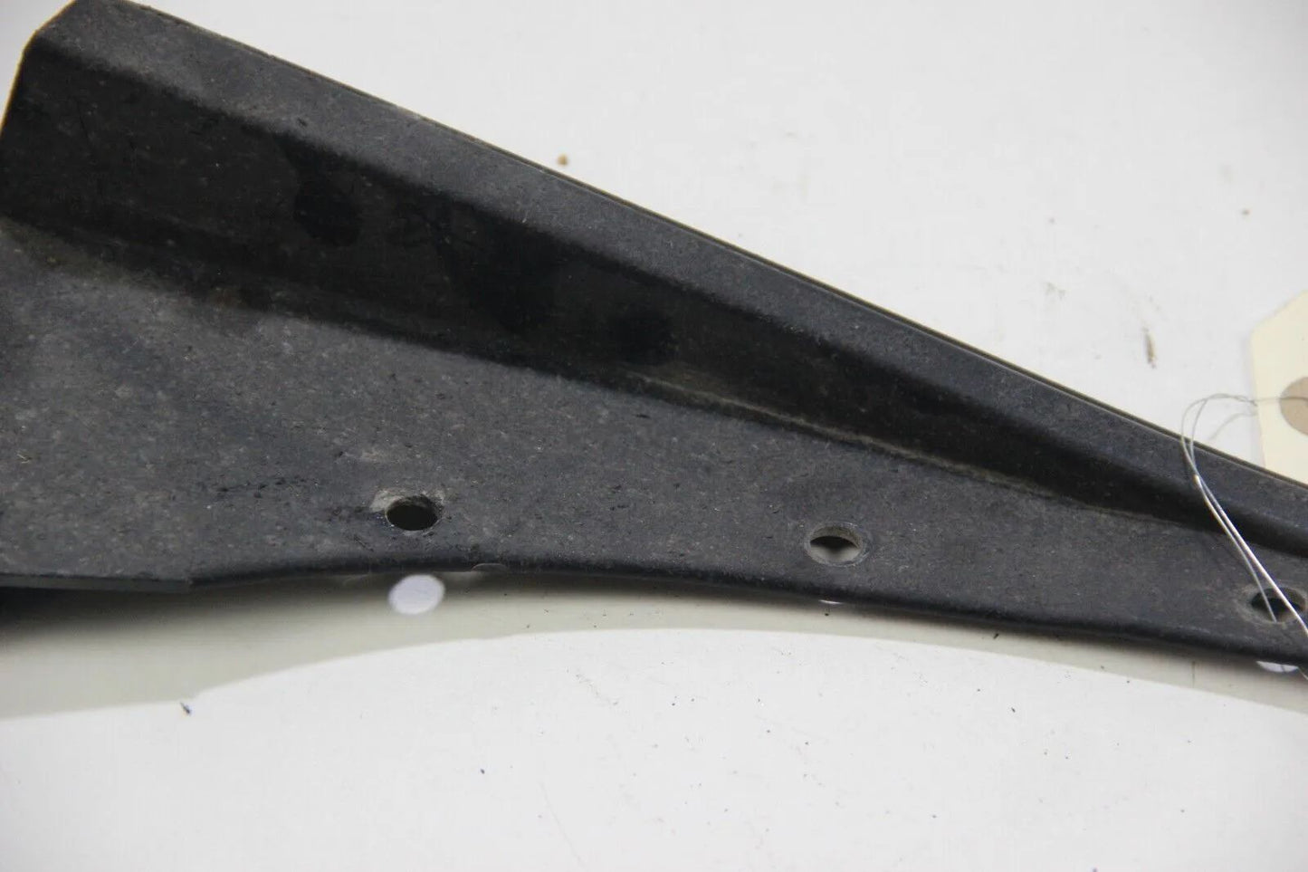 Original BMW E30 M3 S14 Radhaus Abdeckung Stoßstange hinten links Halterung 3er