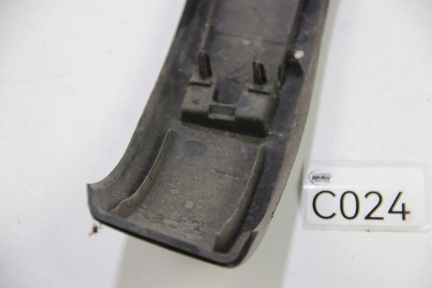 BMW E30 316i-325i VFL Stossstange hinten rechts Ecke Stoßstangenecke 51111888278