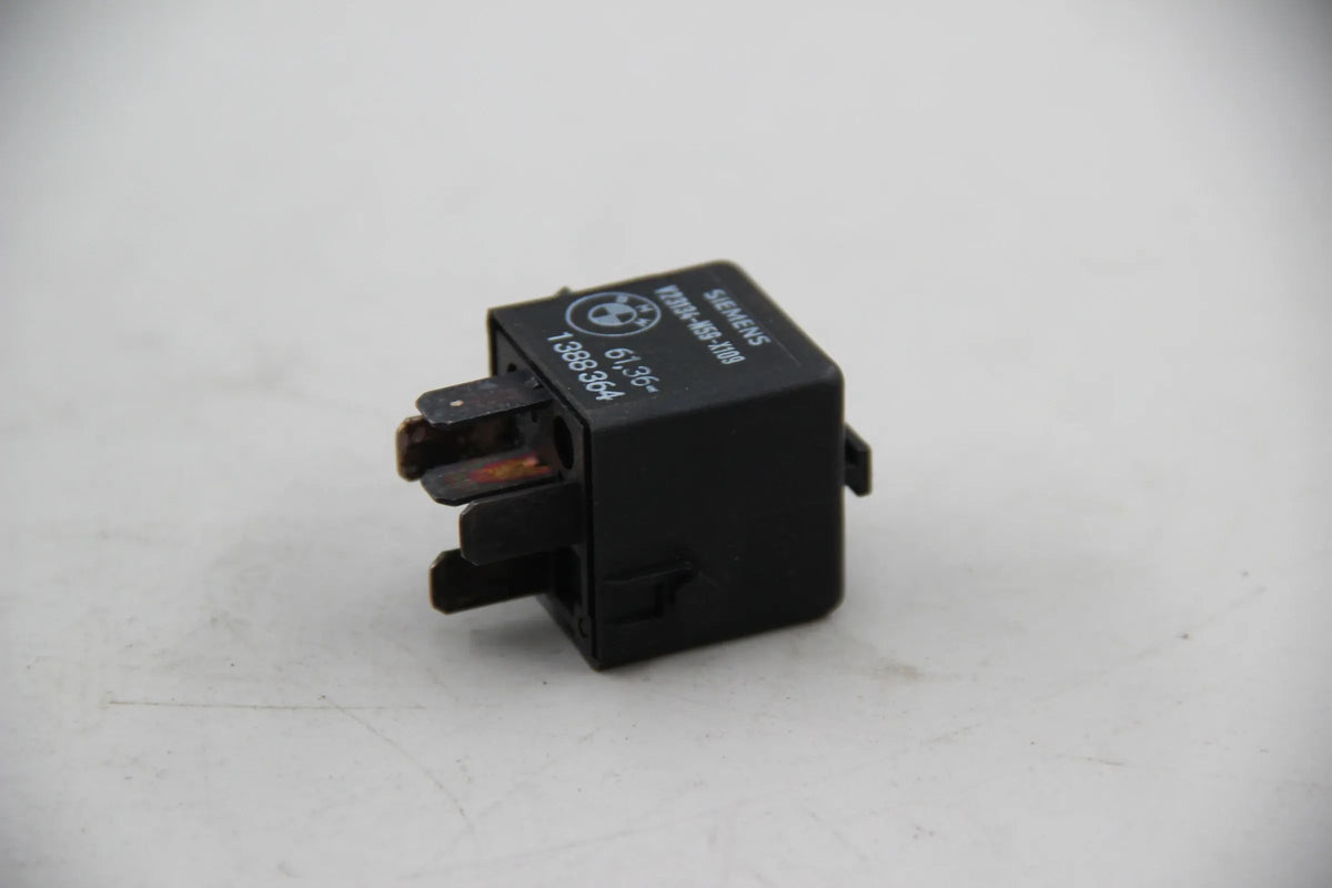 Original BMW E30 E46 E34 E32 E31 Z3 Relais Doppelschliesser schwarz 61361388364