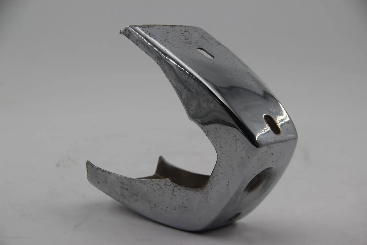 Original BMW E9 2.5cs - 3.0 cs csi csl Stossstangenhorn Links NOS 51111810519