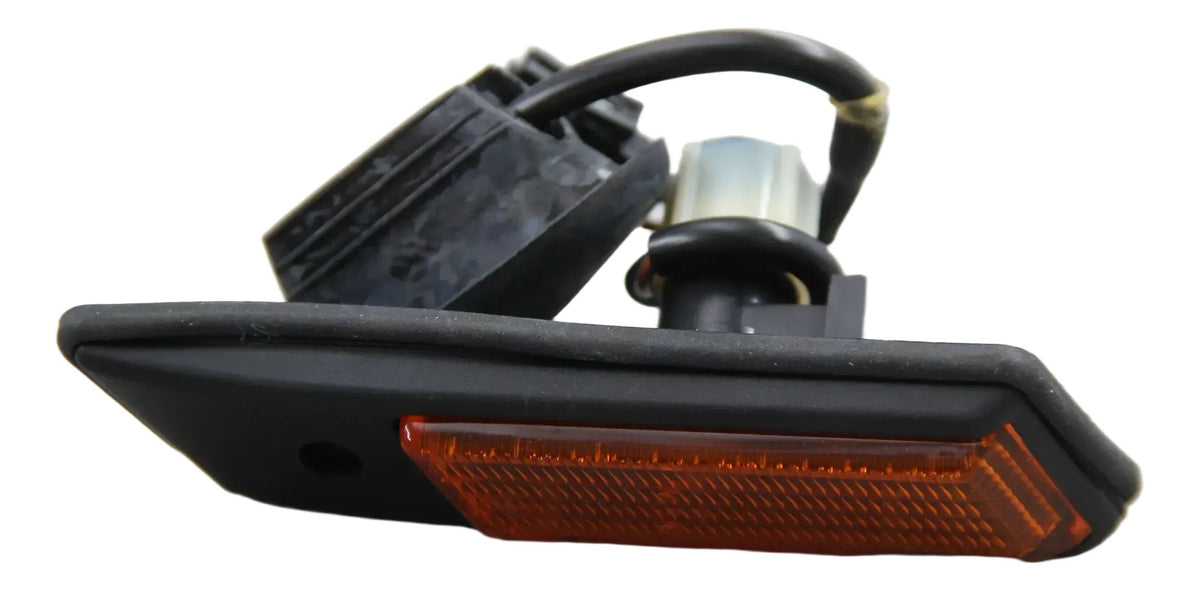 Original BMW E34 518i-540i M5 E32 730i Zusatzblinkleuchte links NOS 63131378009
