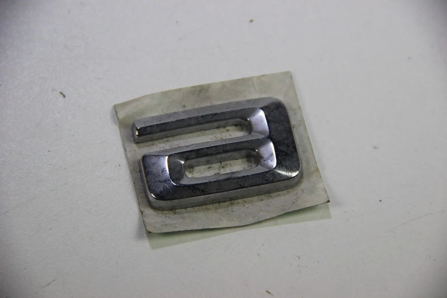 NEU BMW Original E30 E28 Emblem "e" 1916138 Modellbezeichnung Schriftzug ETA