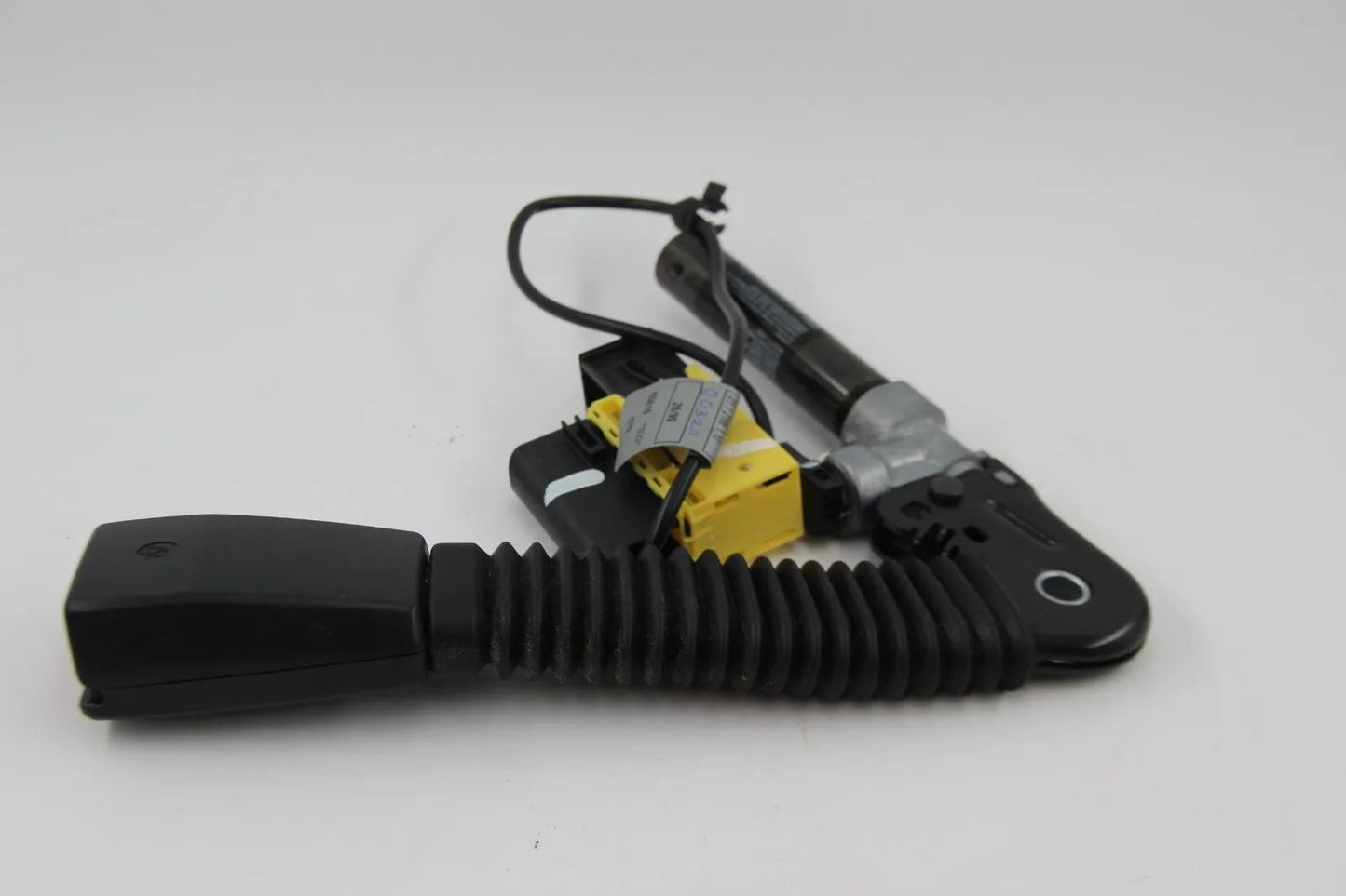 BMW E46 316i-330i Limo Touring Untergurt mit Gurtstrammer links 52108253733 Neu