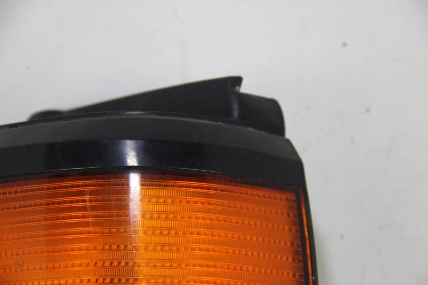 Original VW Passat 35i 	Heckleuchte Rechts Hella Taillight OEM	333 945 112