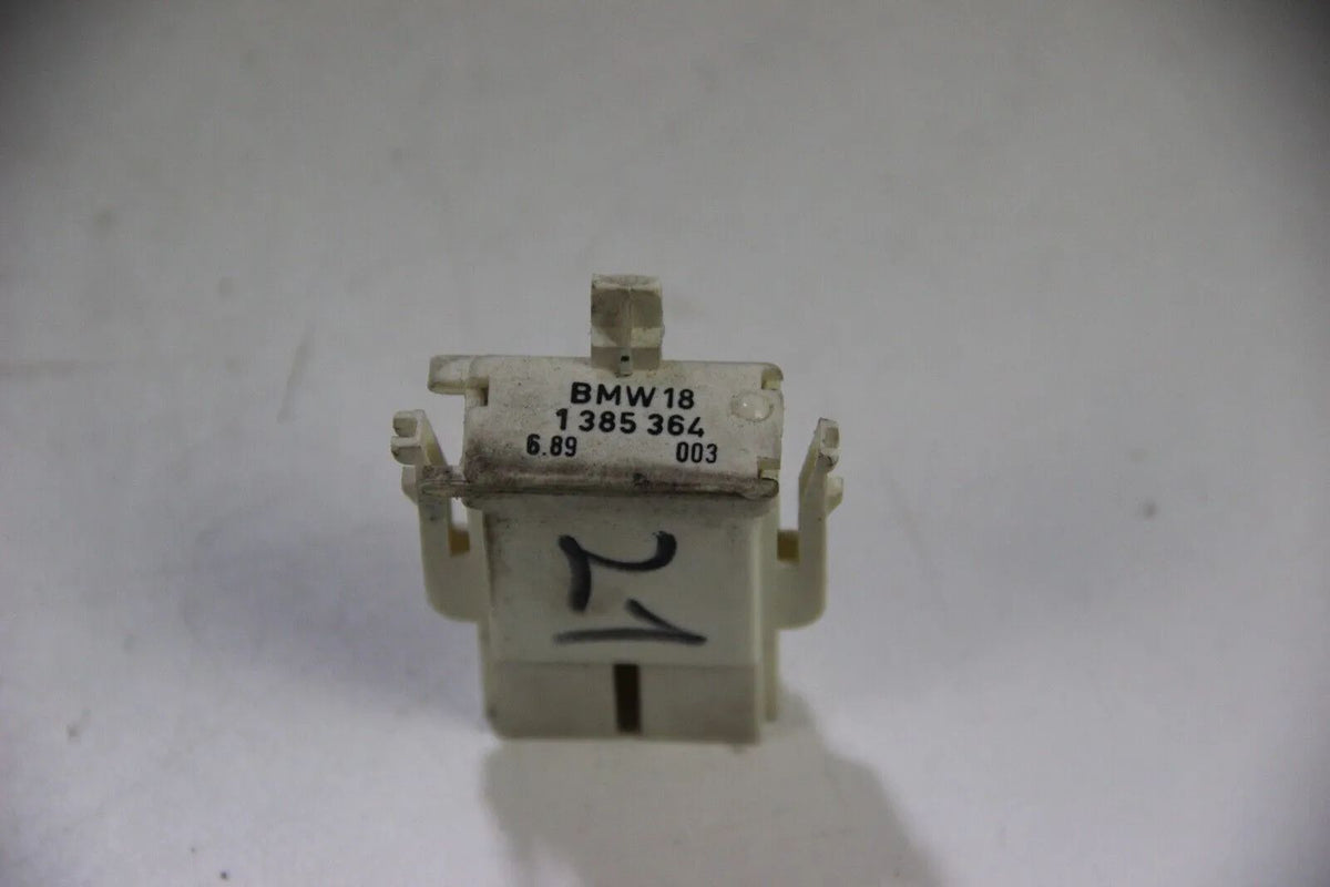 BMW E30 316i 318i M40	Kombiinstrument Codierstecker 18 Coding Plug 1385364