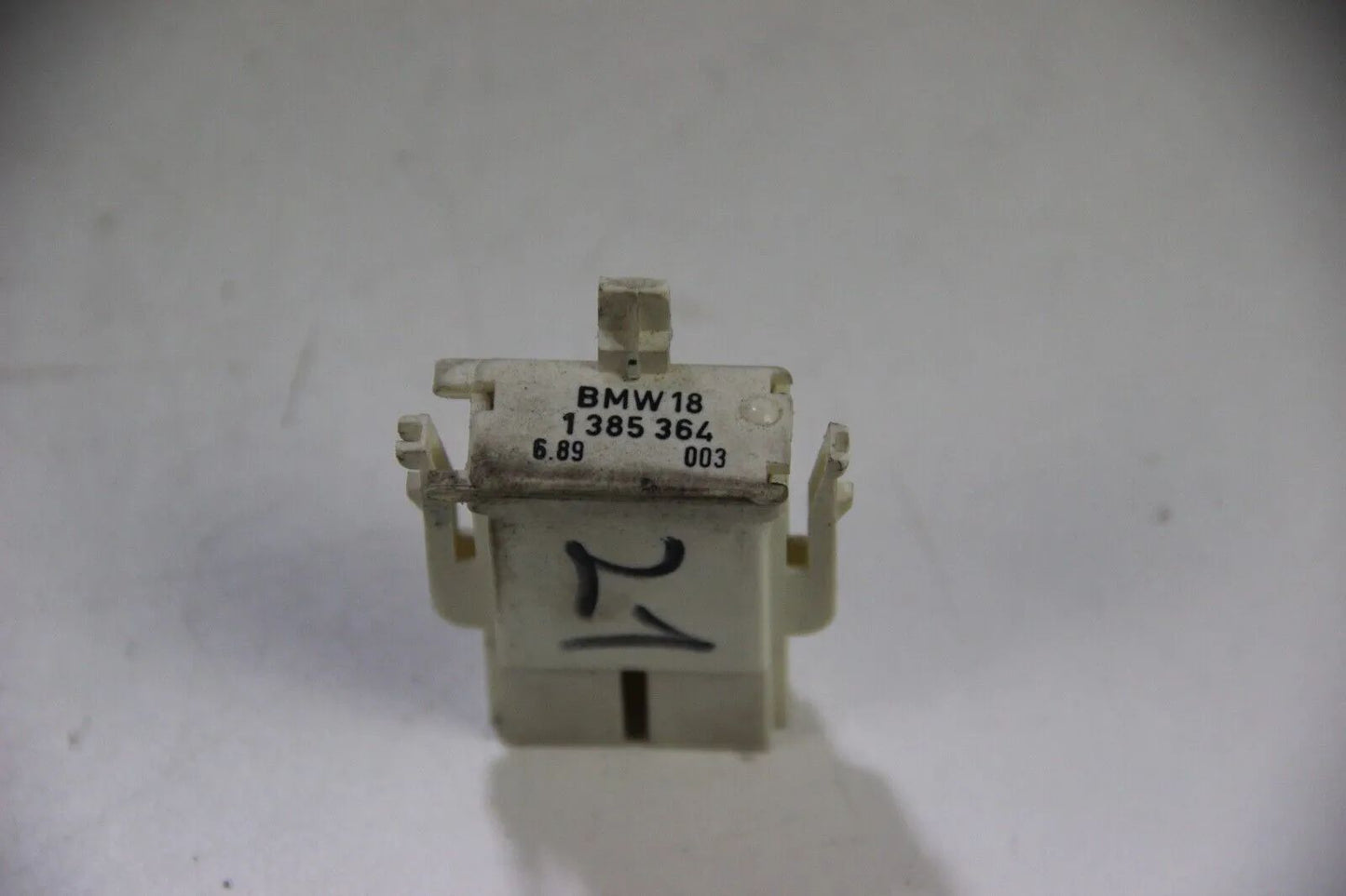 BMW E30 316i 318i M40	Kombiinstrument Codierstecker 18 Coding Plug 1385364