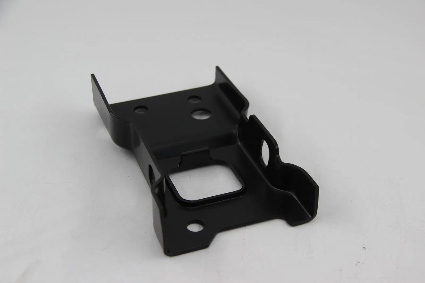 Original BMW E30 316-325ix  Stütze links Stossstange vorne 51111945911