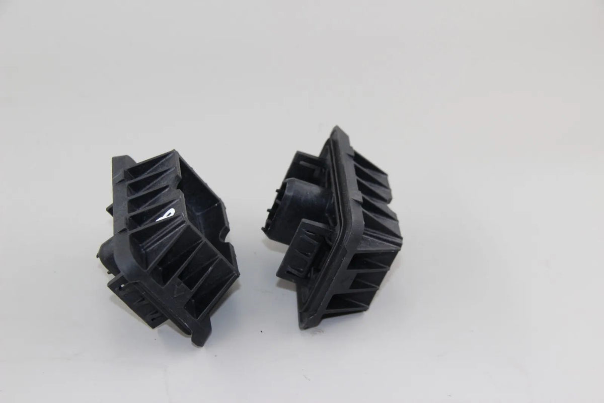 Original BMW E60 G11 G12 F25 F26 Aufnahme Hebebühne 2x 51717065919