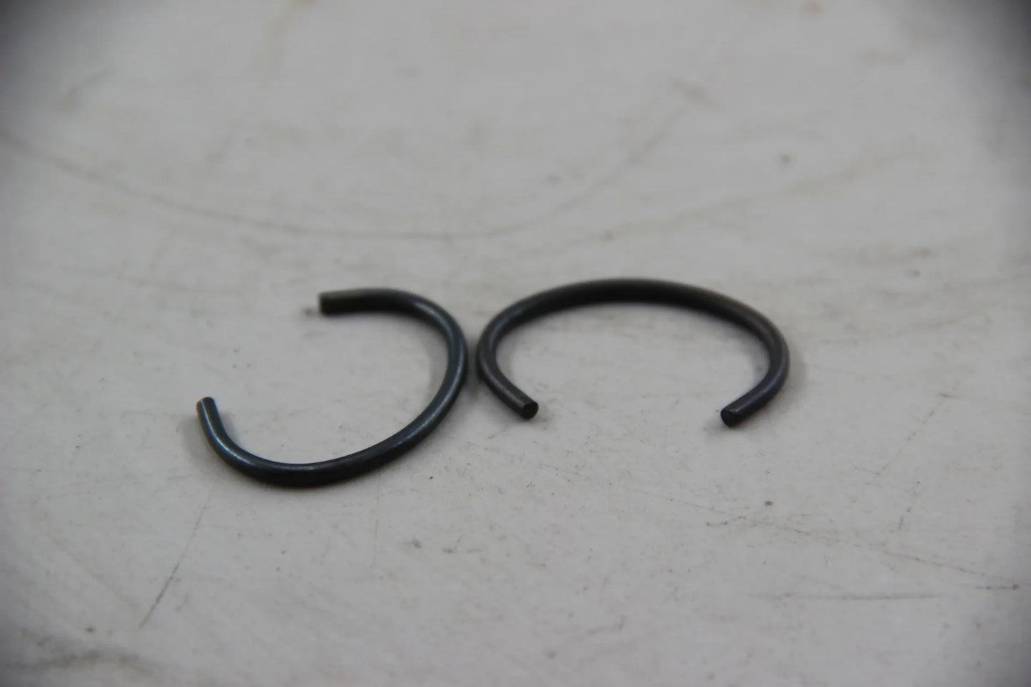 Original BMW E81 E88 E46 E93 E39 E61 E63 E64 E38 2x Sicherungsring 33131214961