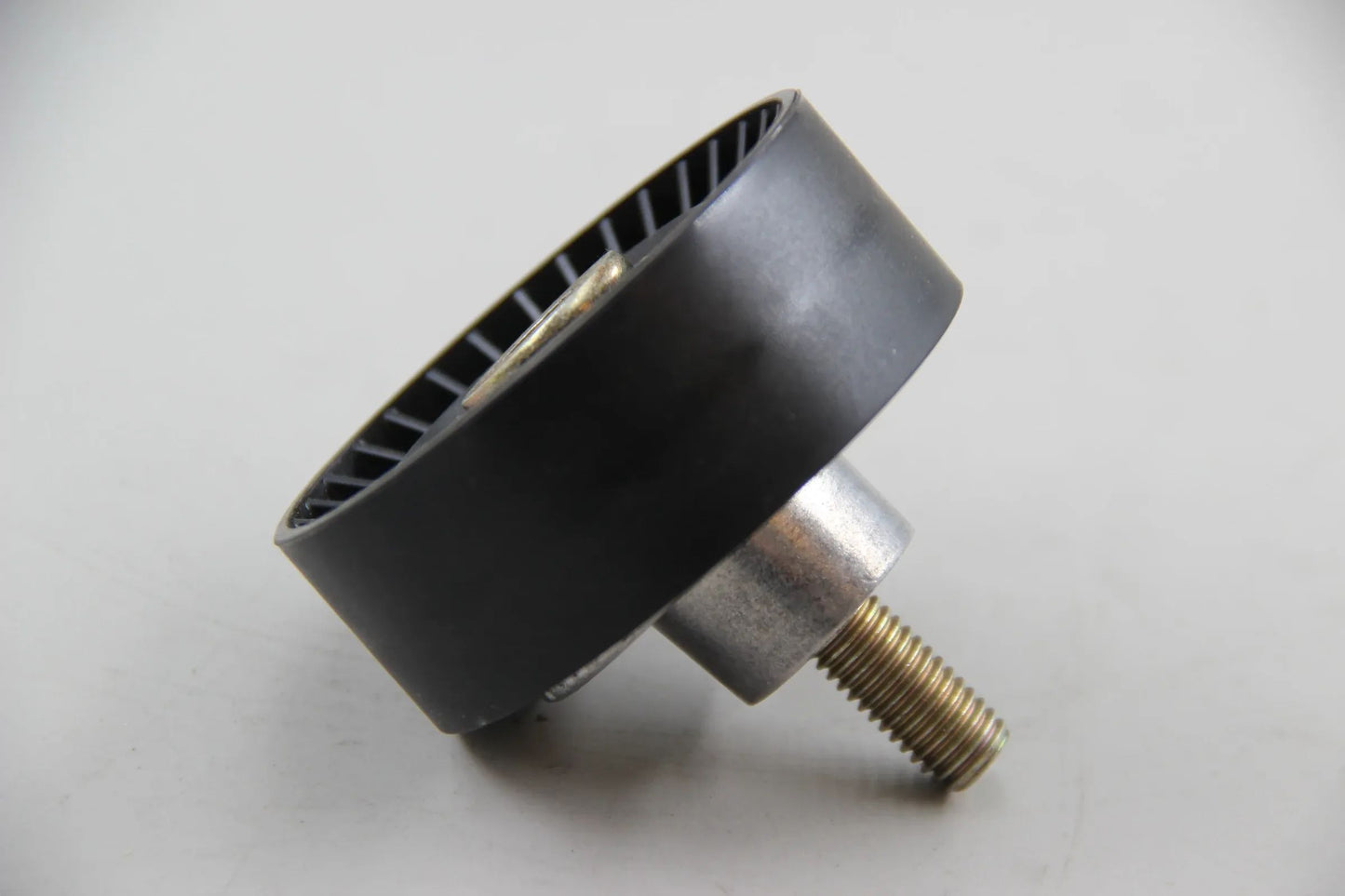 Original BMW E46 316Ci 316i 318Ci 318i M43 Z3 1.9 M43 Umlenkrolle 11281435594