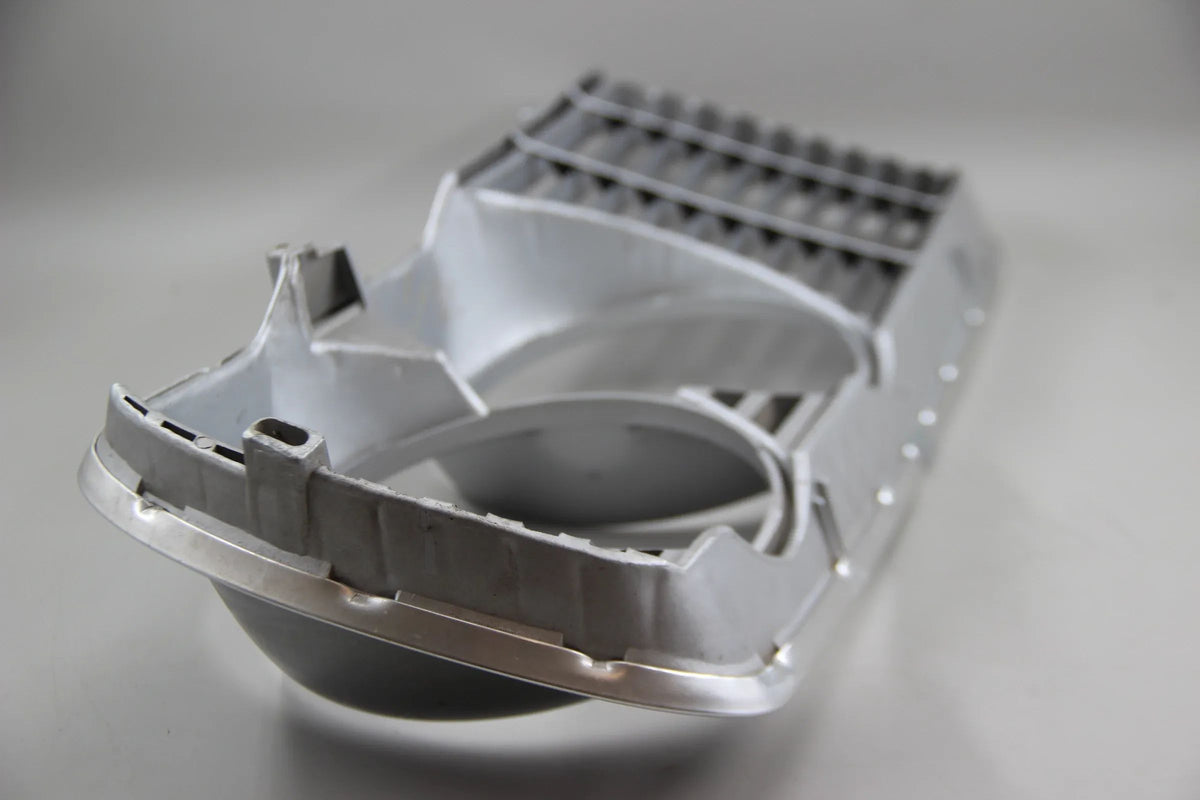 Orig. BMW E3 E9 2.5CS 3.0CS CSi CSiL CSL Ziergitter rechts NOS NLA 51131811484