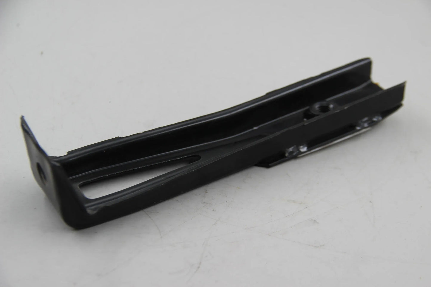 Original BMW E28 518 518i-535i M5 M535i M30 Halter NOS NLA 51111868105