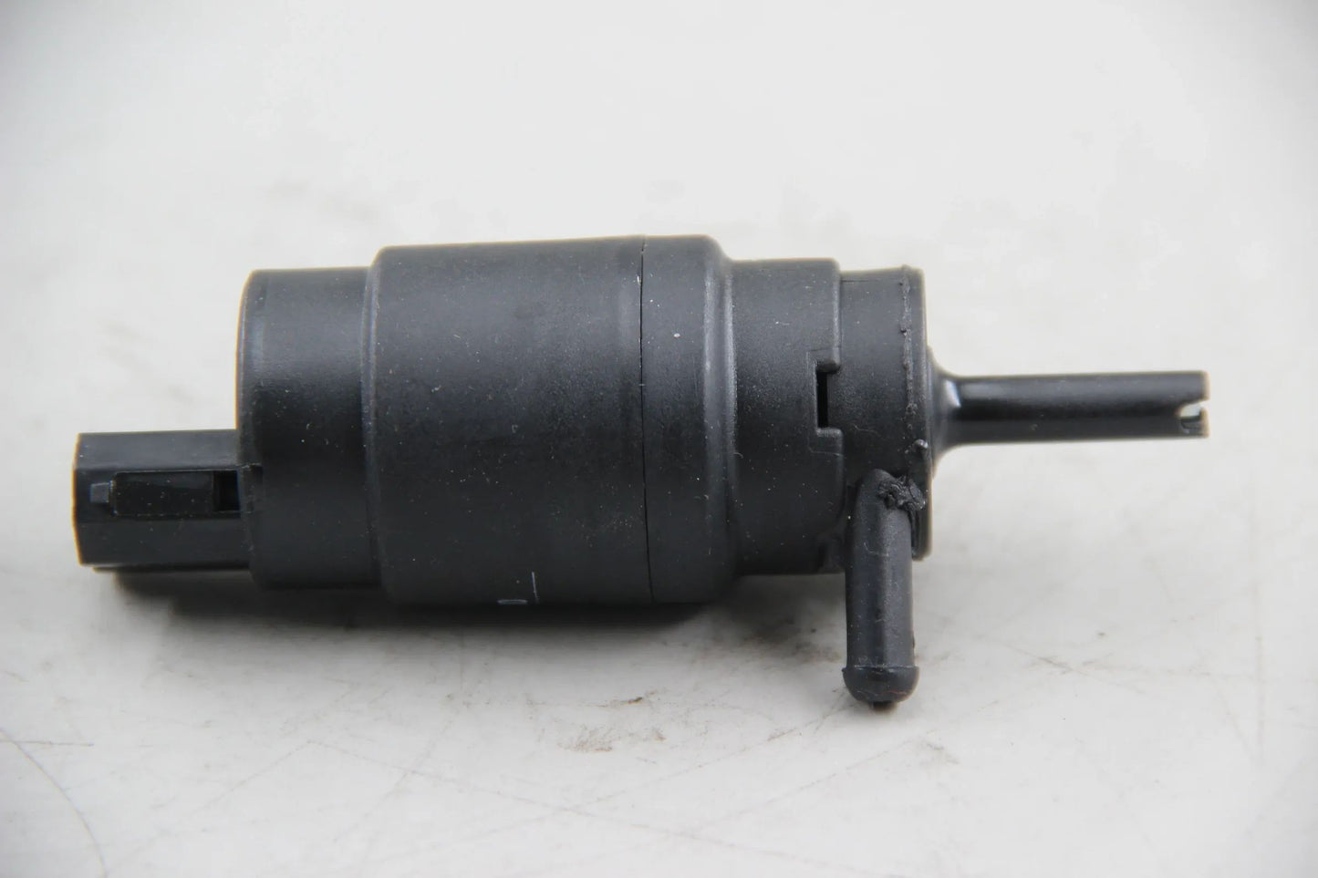 Original BMW E30 316i 318i 320i 325i M3 E34 518i-540i M5 Waschpumpe 61661380066