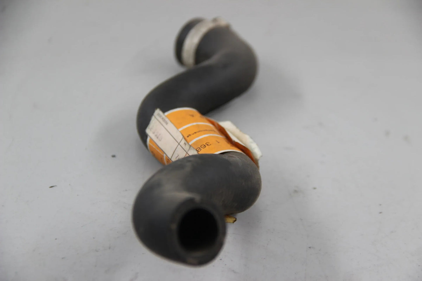 Original BMW E28 518i-535i M535i E24 628CSi M6 Schlauch Rücklauf 64211368715