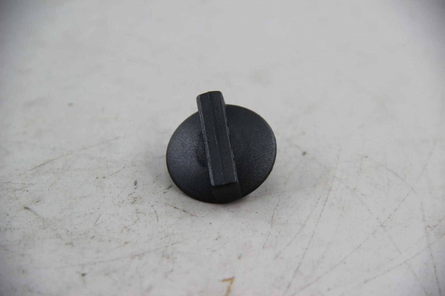 Original BMW E30 E36 E46 E34 E39 E32 E67 E31 E52 Druckknopf NOS NLA 61131373669