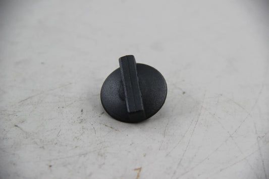 Original BMW E30 E36 E46 E34 E39 E32 E67 E31 E52 Druckknopf NOS NLA 61131373669